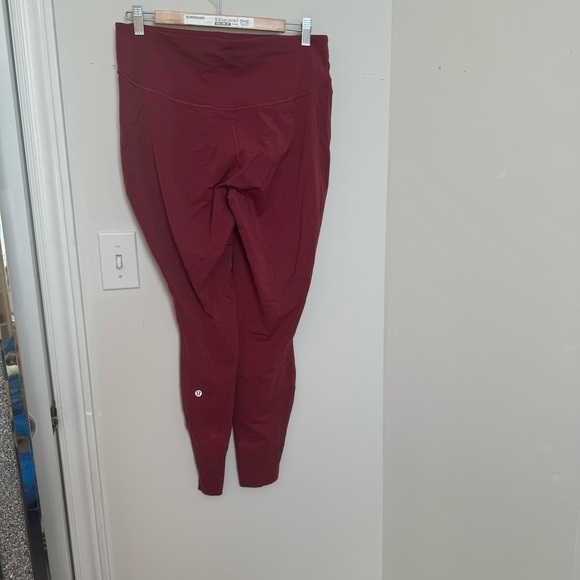 Lululemon Base Pace High-Rise Tight 28" *Brushed Nulux
Mulled Wine 12 - Picture 5 of 9